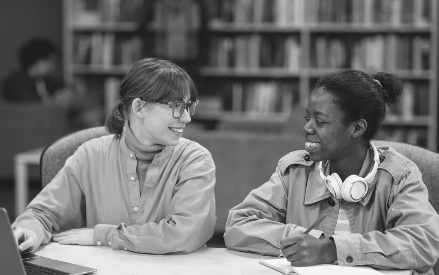 Analisis grafik pergerakan pasar di berbagai sesi trading